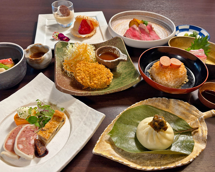 「レストラン・ラウンジ扇滝」和洋折衷サナ活ランチ